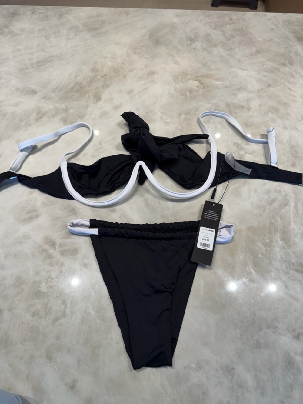 Fashion Nova Black & White Underwire Bikini Set